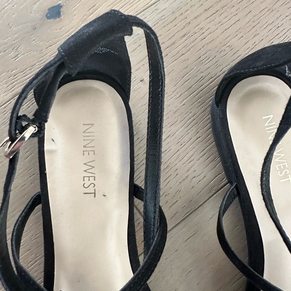 Nine West - Womans Flat Sandals - Picture 5 of 8